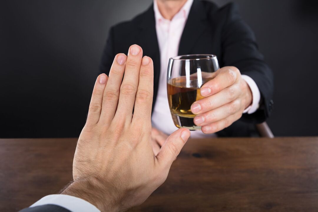 Een uitgebreide behandeling voor alcoholisme zal u helpen voor altijd te stoppen met drinken